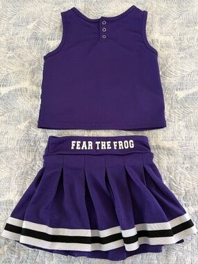 TCU cheer